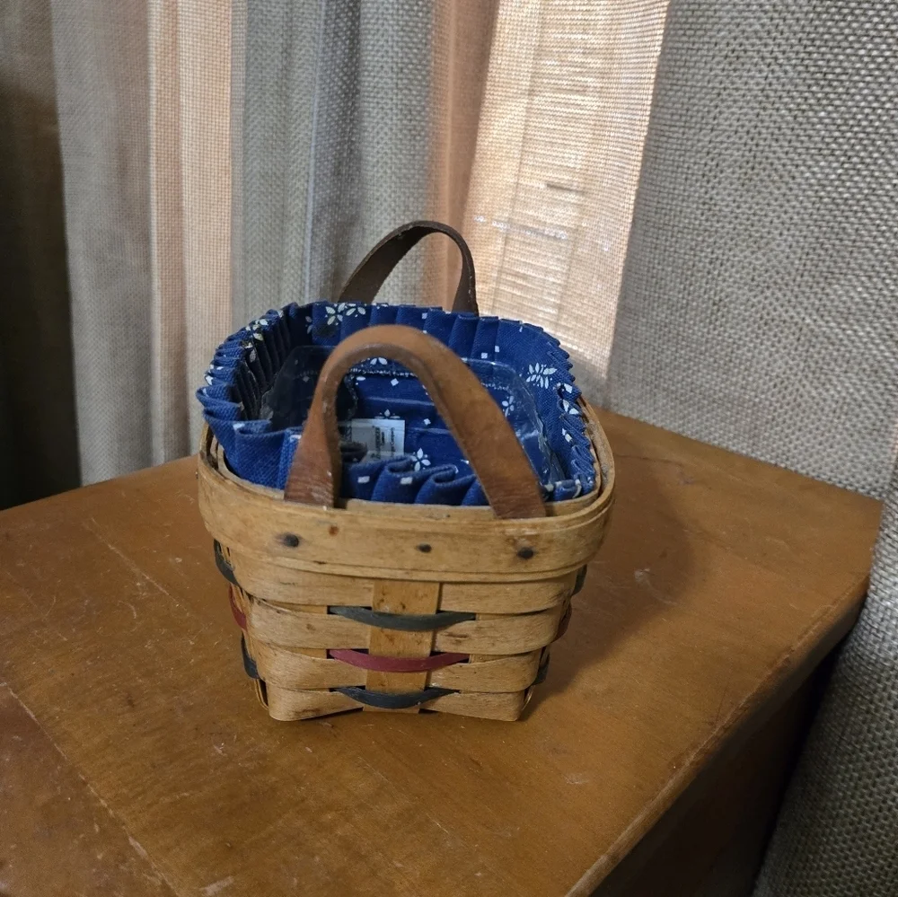 Longaberger Woven Tea Basket with Blue Liner & Plastic Protecter 1993 Signed